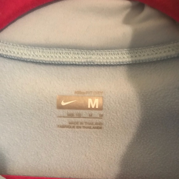 Nike 1/4 Zip Pullover - Picture 4 of 5